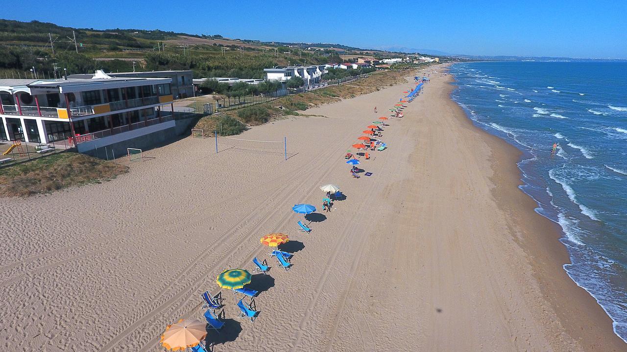 Villaggio Azzurra テルモリ エクステリア 写真